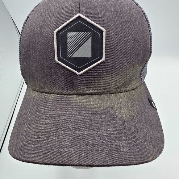 Travis Mathew Gray Snapback Trucker Hat Casual Adjustable Outdoors Work Wear - Picture 5 of 9